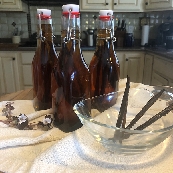 Homemade Vanilla Extract