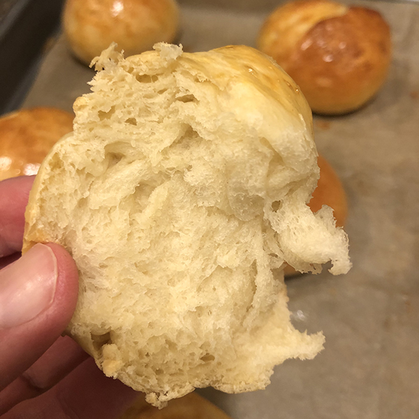 Fluffy Dinner Rolls